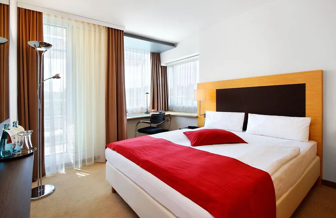 Kongresshotel Potsdam am Templiner See-1