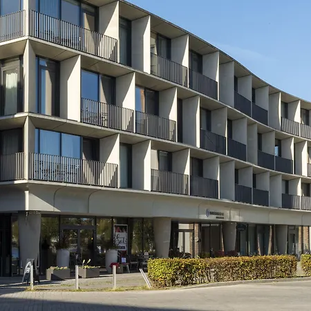 Waveboard Hotel & Boardinghouse-3